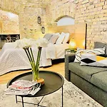Tomy Old Town Appartement